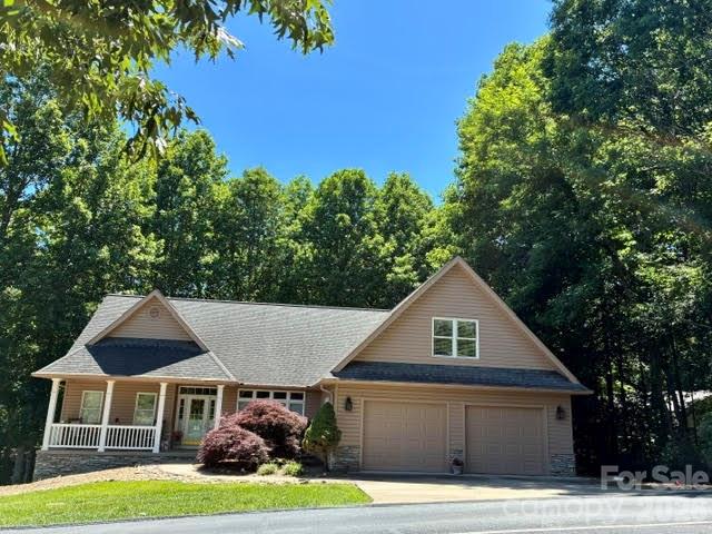 3121 Cove Loop Road, Hendersonville, NC — property listing photo