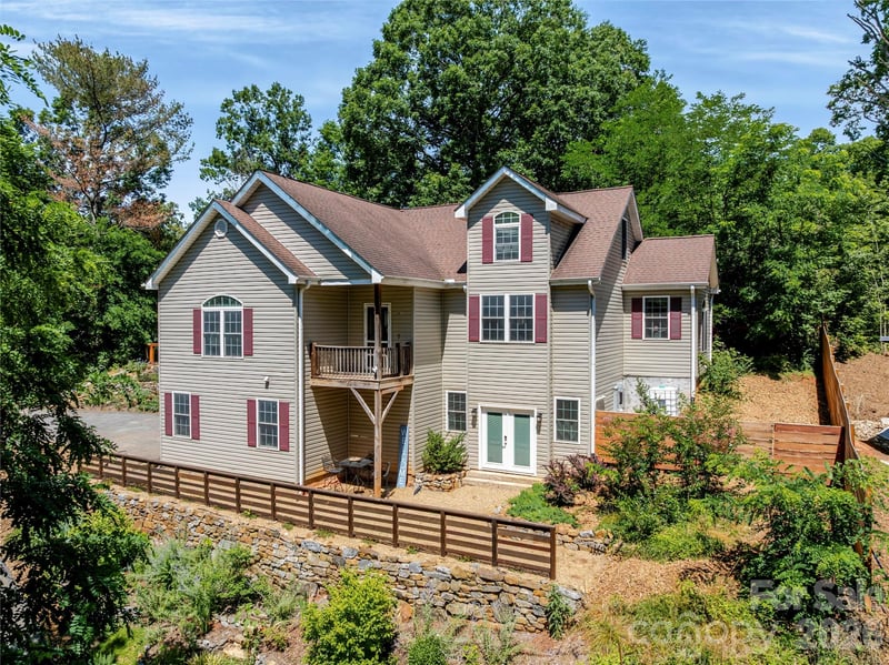 341 Pearson Drive, Asheville, NC - 4 beds, 4 baths, 1,929 sqft - $699,000