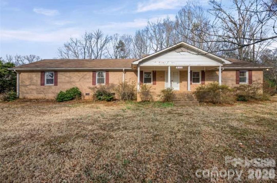 8122 knollwood, Charlotte, NC. property listing photo
