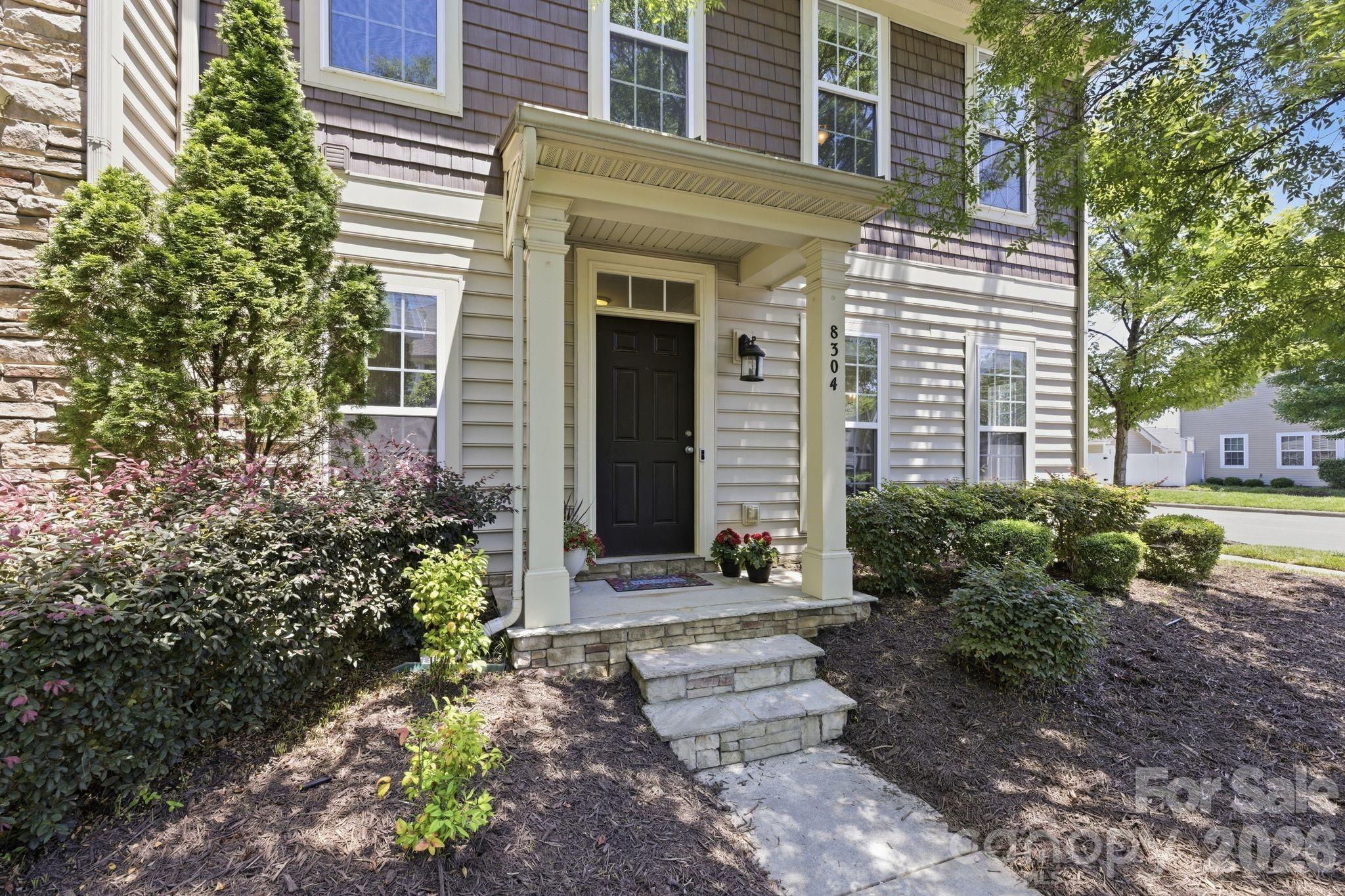 8304 Viewpoint Lane, Cornelius, NC. property listing photo