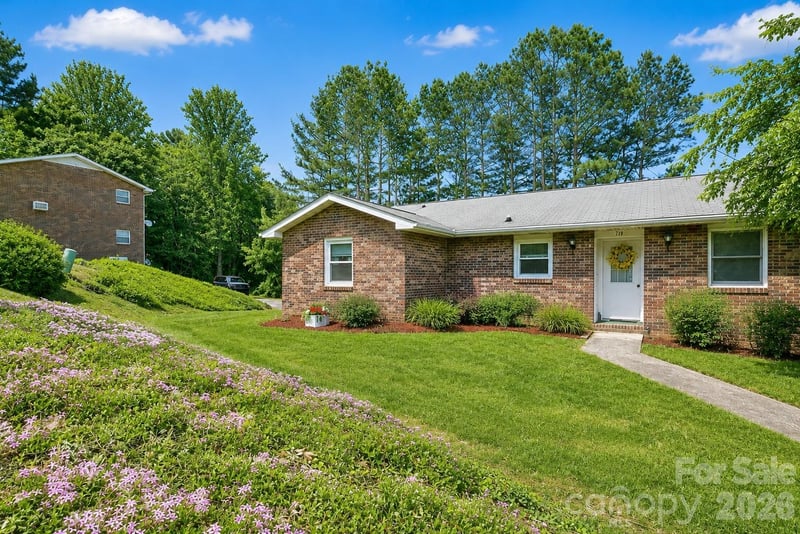114 Falling Waters Road Apt 2, Hendersonville, NC - 2 beds, 2 baths, 1,509 sqft - $333,000