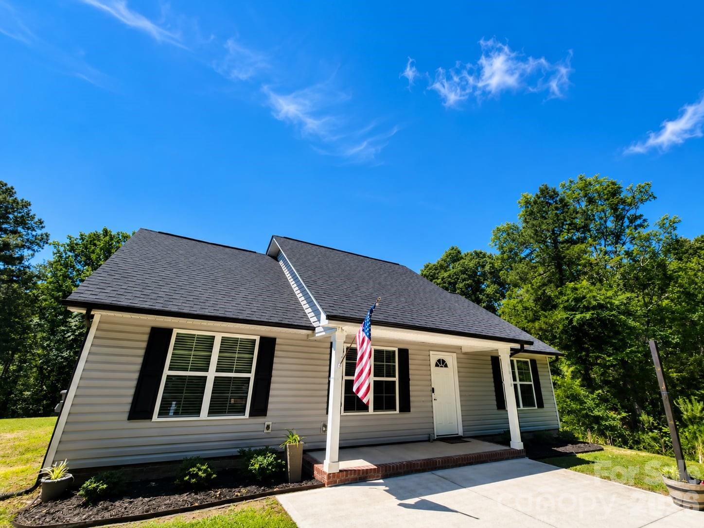 1400 Independence, Kannapolis, NC — property listing photo 1