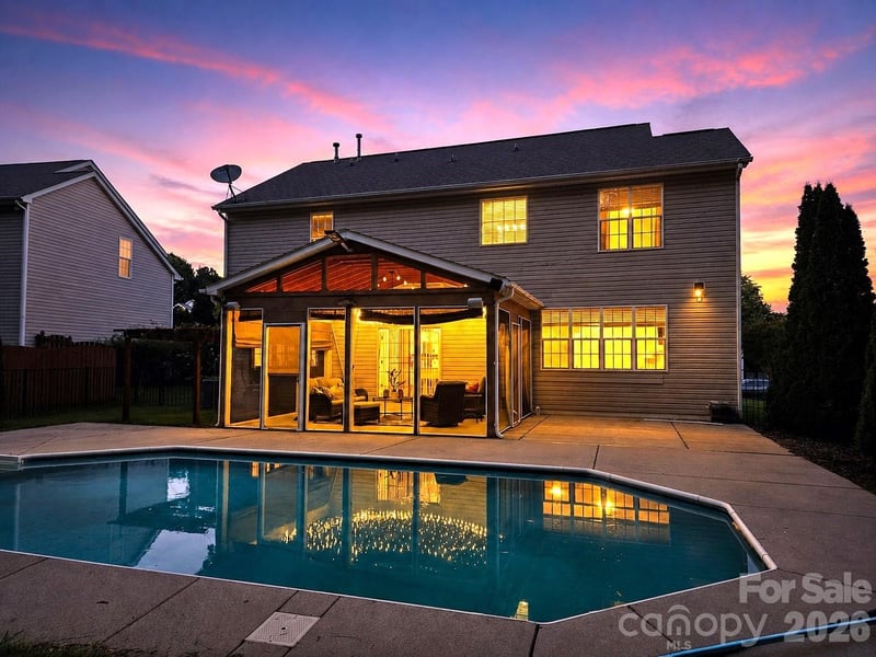 17126 Cambridge Woods, Charlotte, NC - 5 beds, 3 baths, 2,671 sqft - $679,000