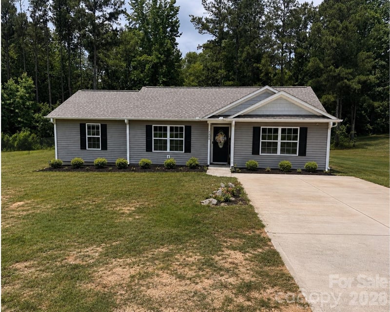 3624 Gold Mine, Kershaw, SC - 3 beds, 2 baths, 1,346 sqft - $270,000