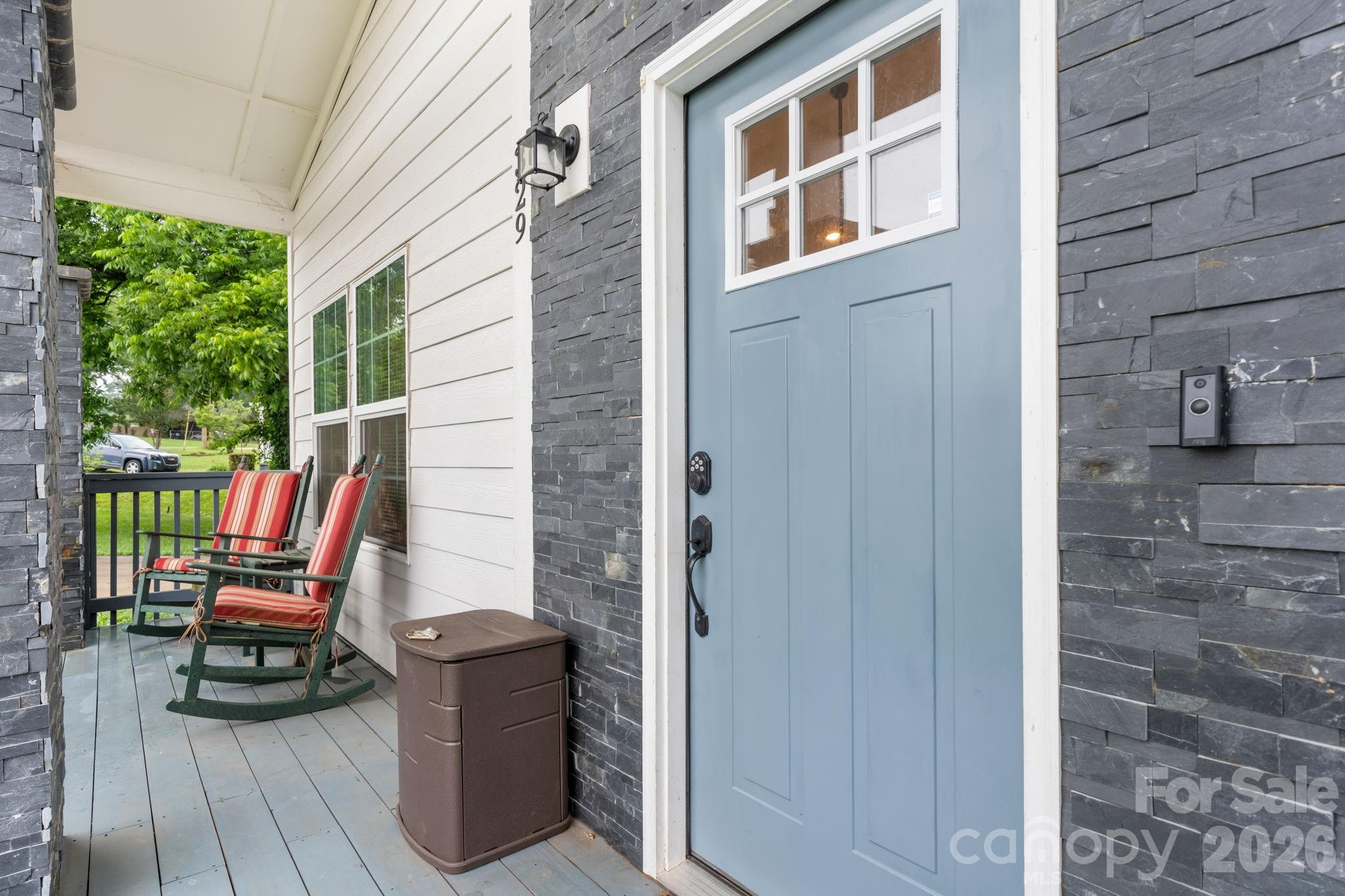 329 W F Street, Newton, NC — property listing photo