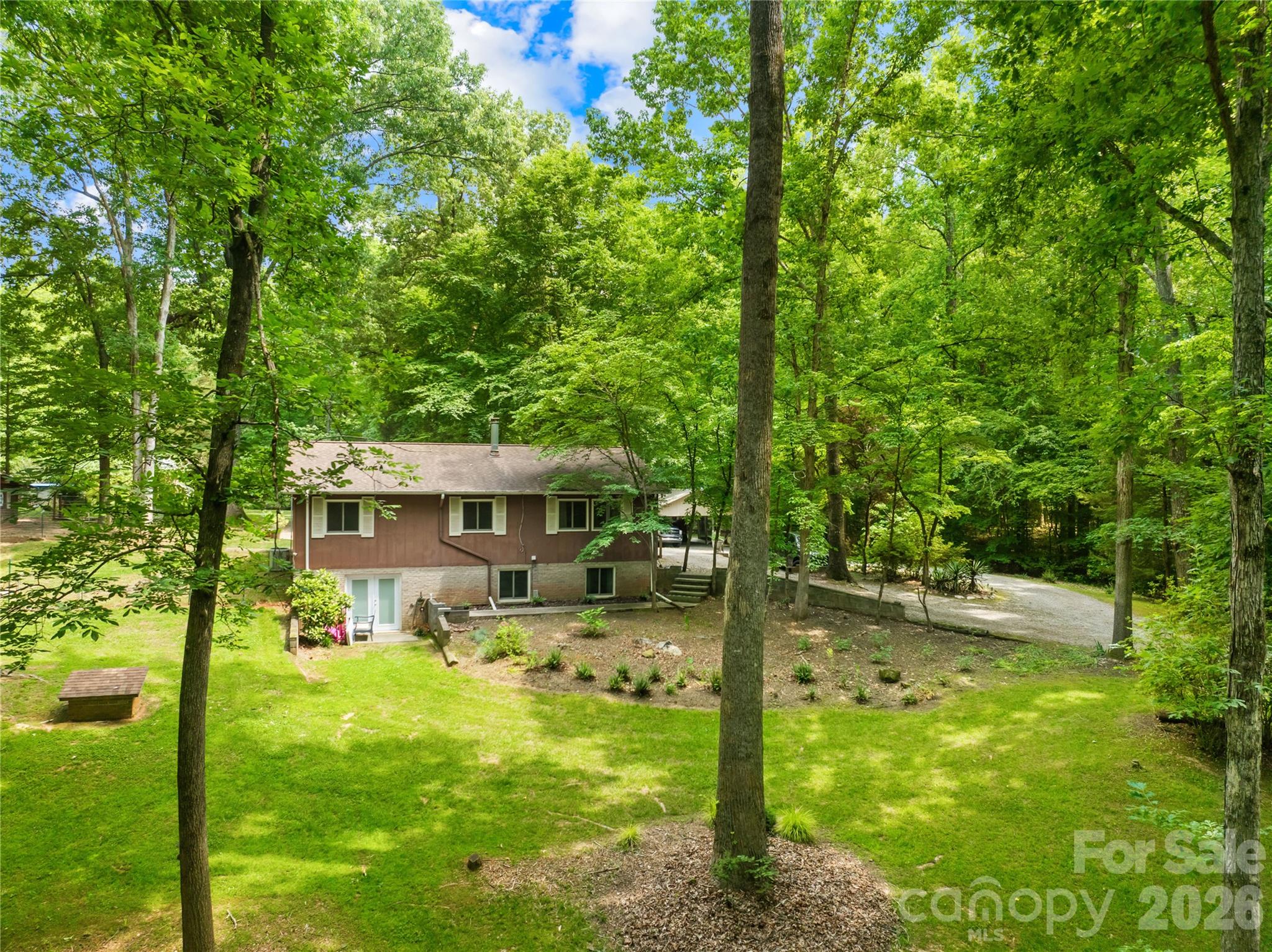 5917 Davis, Waxhaw, NC — property listing photo 1