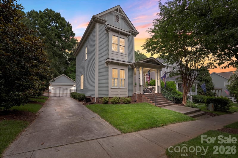 3292 Richards Crossing, Fort Mill, SC - 3 beds, 2.5 baths, 1,933 sqft - $625,000