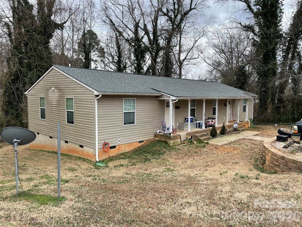 113 Sunset, Clover, SC — property listing photo 1
