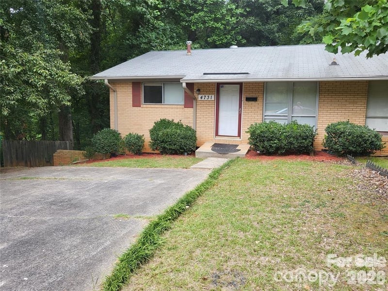 4731 Highlake Drive, Charlotte, NC - 3 beds, 1 bath, 1,156 sqft - $228,900