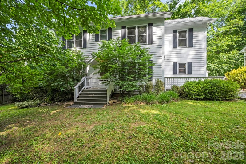 312 Westover Drive, Asheville, NC - 3 beds, 1.5 baths, 1,252 sqft - $479,500