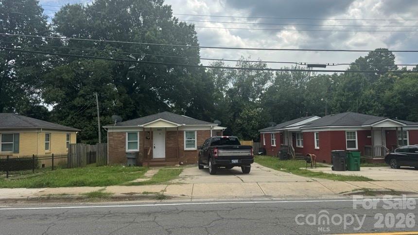 2021 Lasalle, Charlotte, NC — property listing photo 1