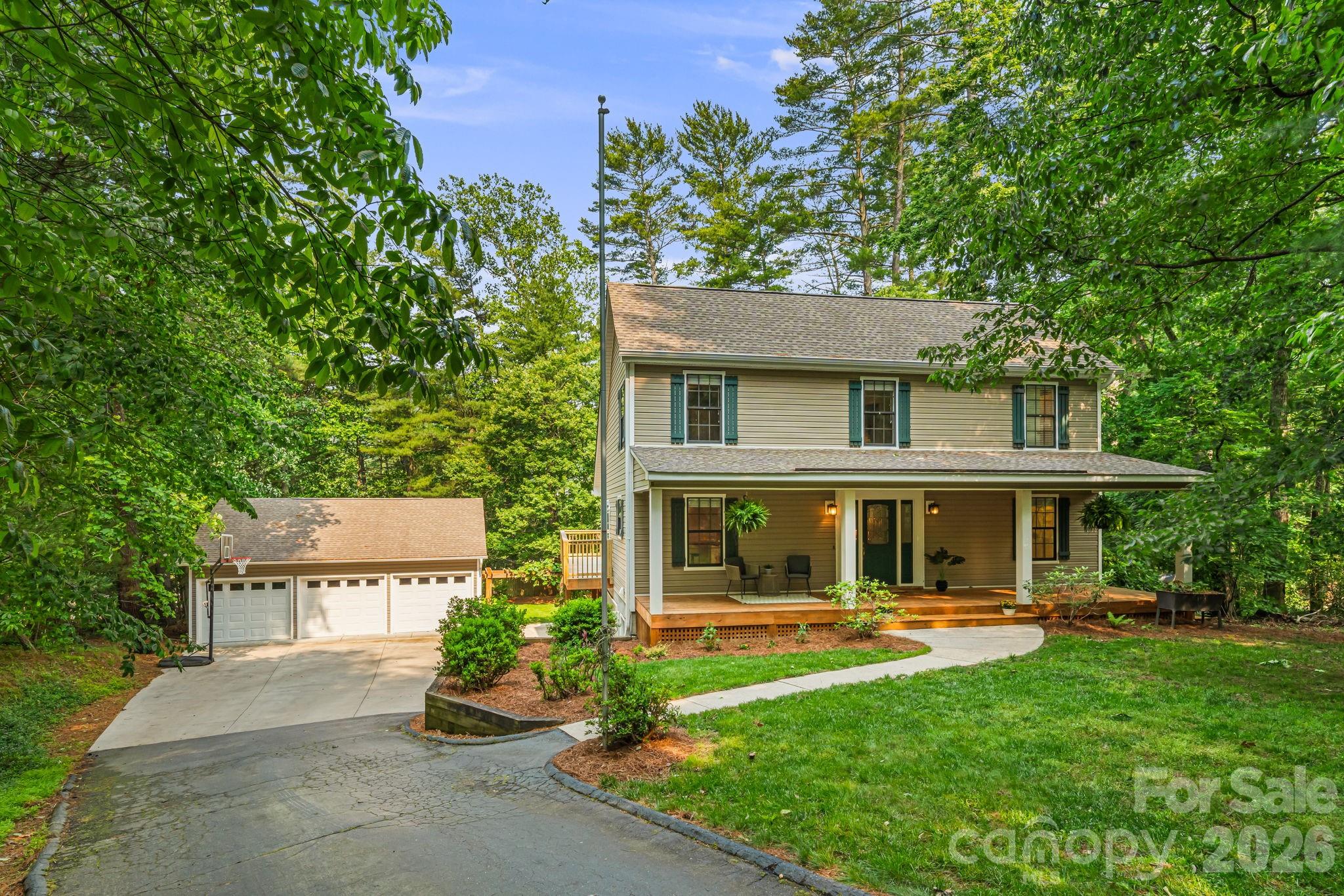 212 Riva Ridge Drive, Fairview, NC. property listing photo