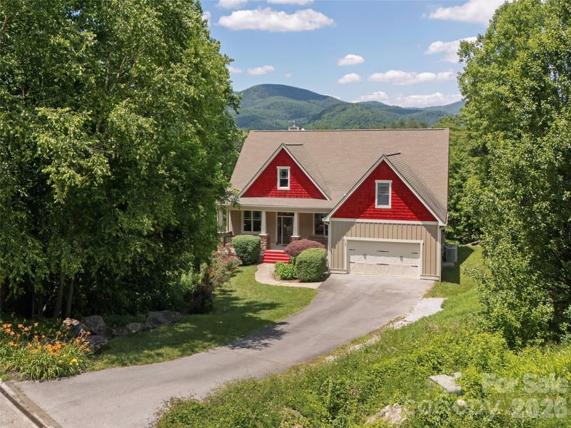 167 Tatham Road, Hendersonville, NC - 3 beds, 4 baths, 4,986 sqft - $1,193,750