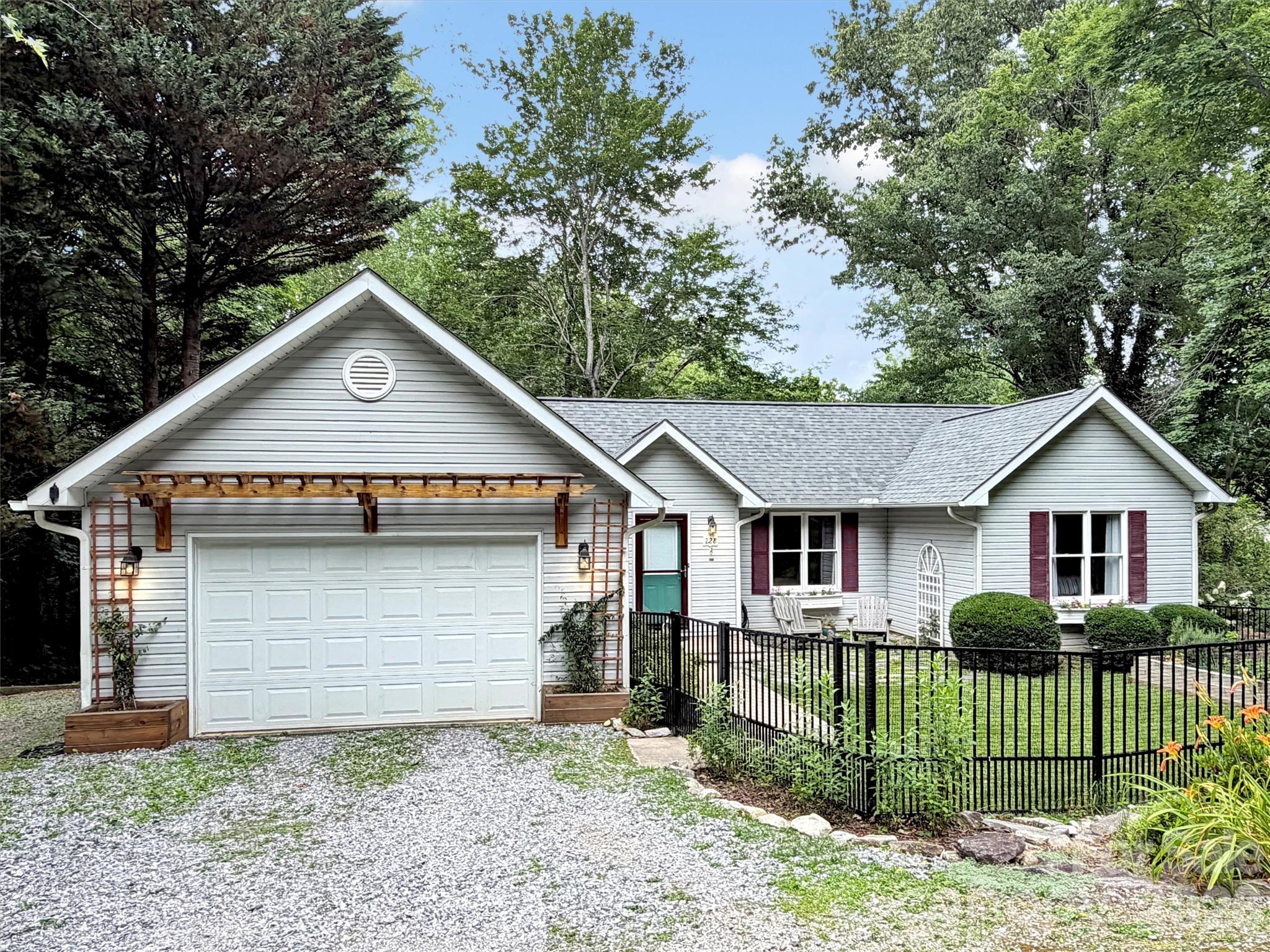 228 Crescent Drive, Lake Junaluska, NC. property listing photo