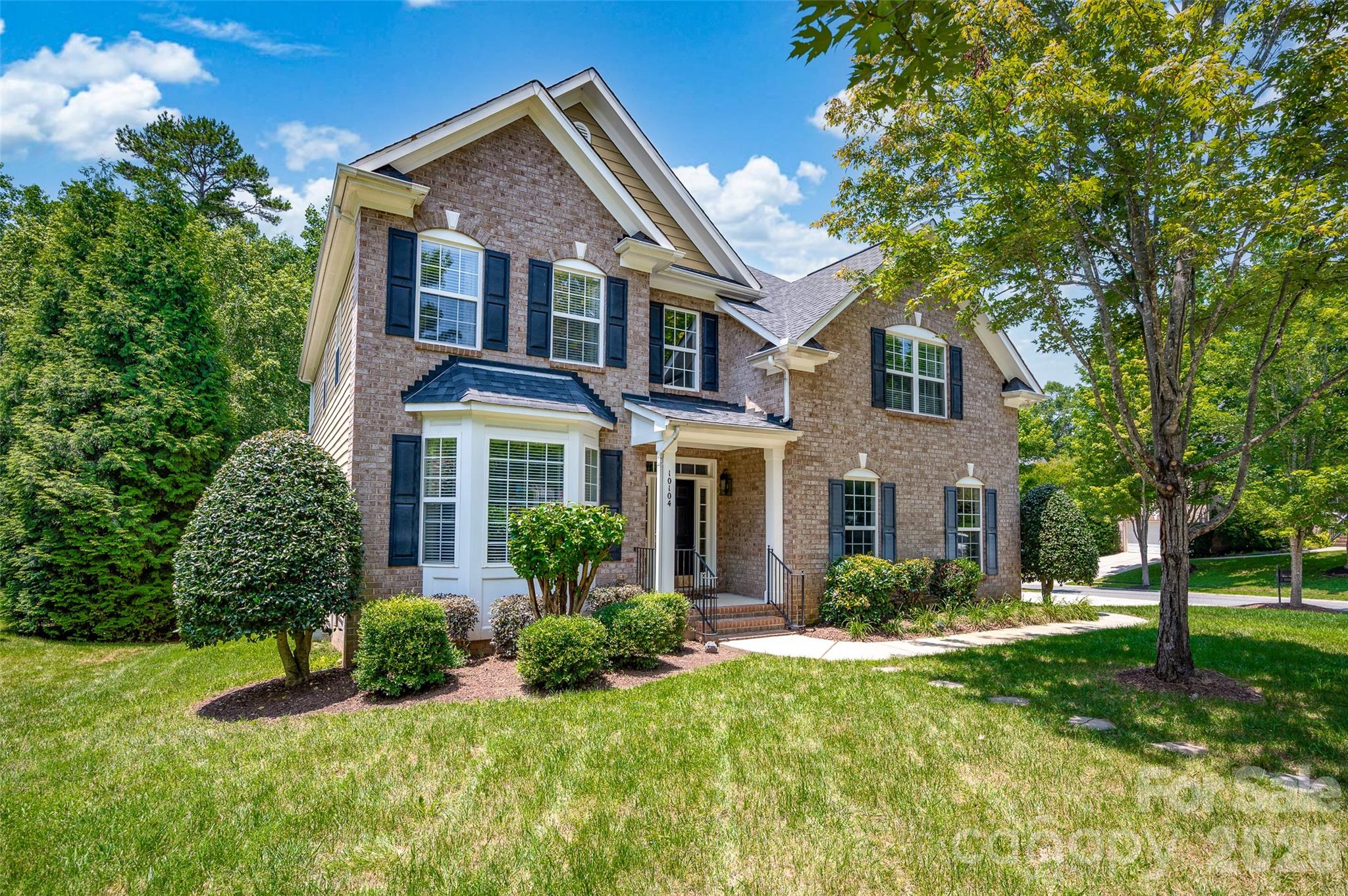 10104 Treetop, Cornelius, NC — property listing photo 1