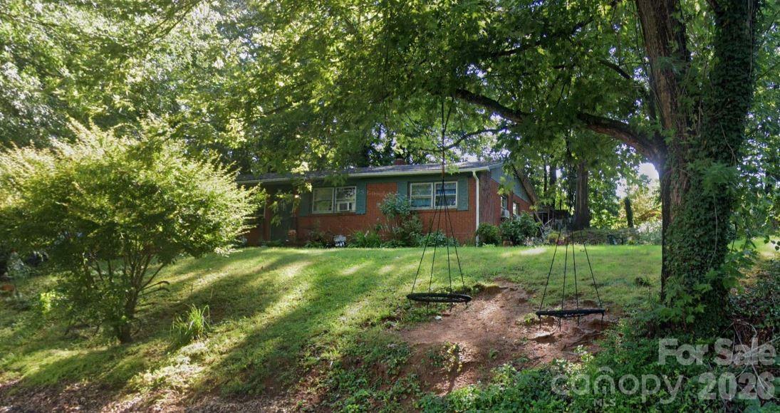 112 Darcus Lane, Asheville, NC. property listing photo