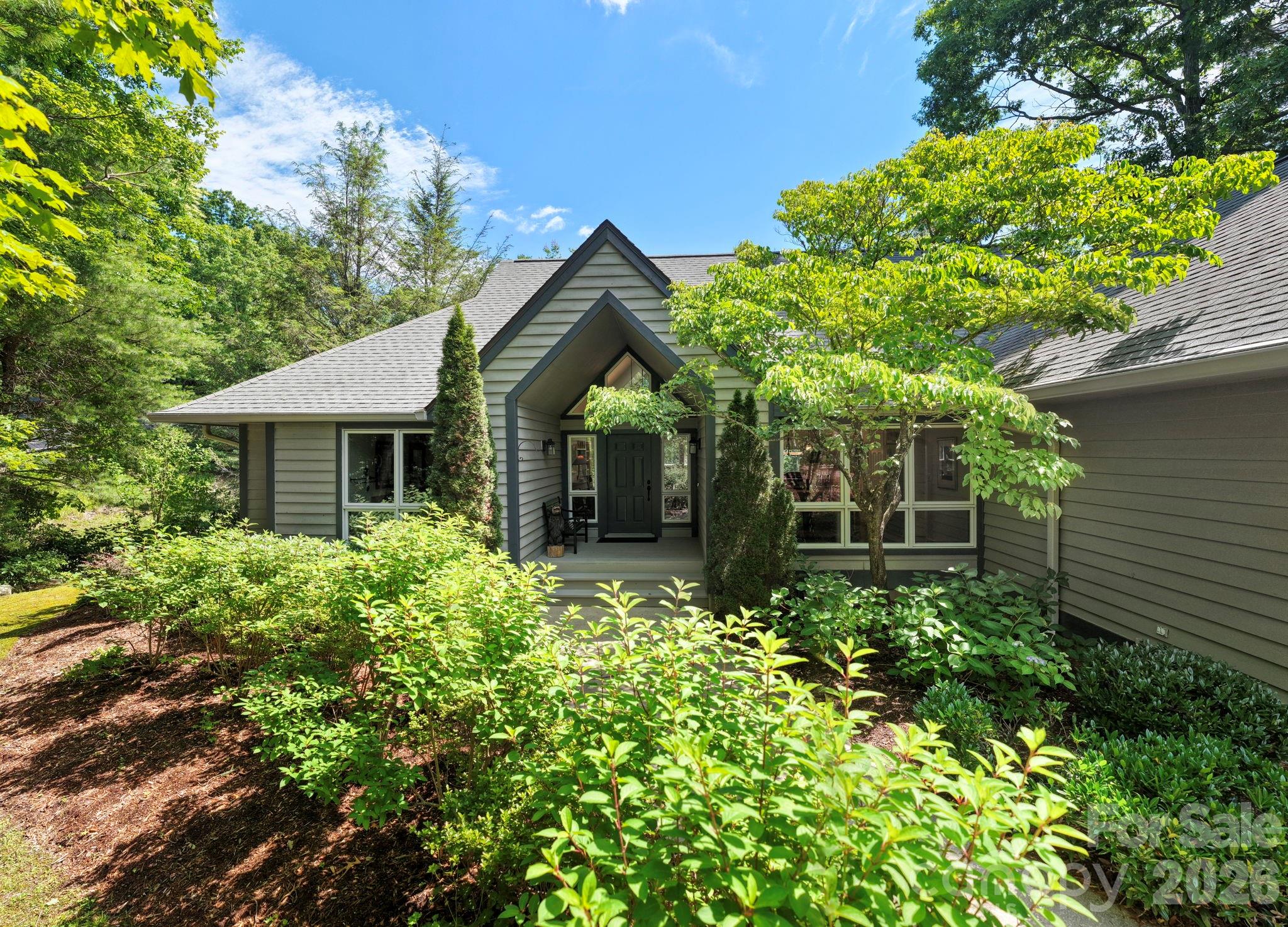 168 Overlook Drive, Flat Rock, NC. property listing photo