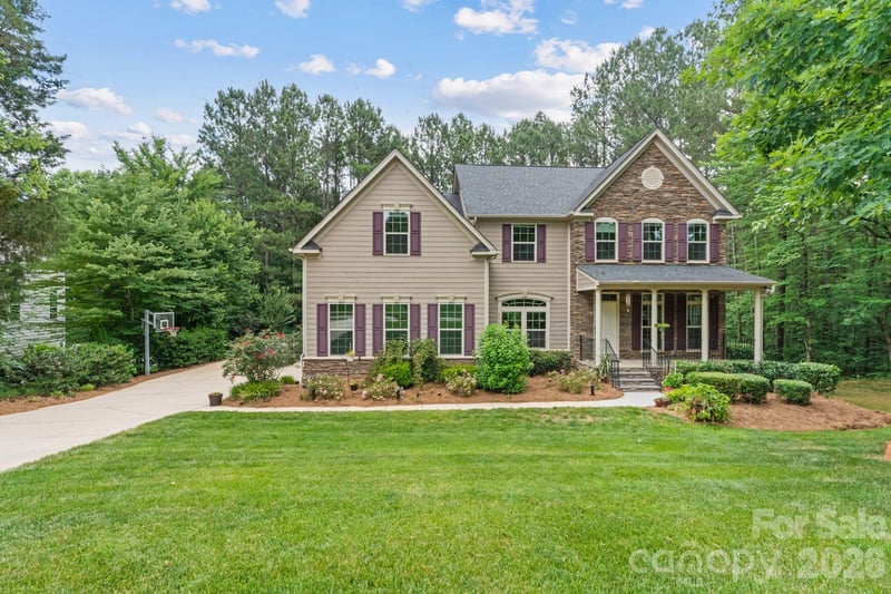 237 Ashmore Circle, Troutman, NC - 5 beds, 4.5 baths, 5,269 sqft - $870,000