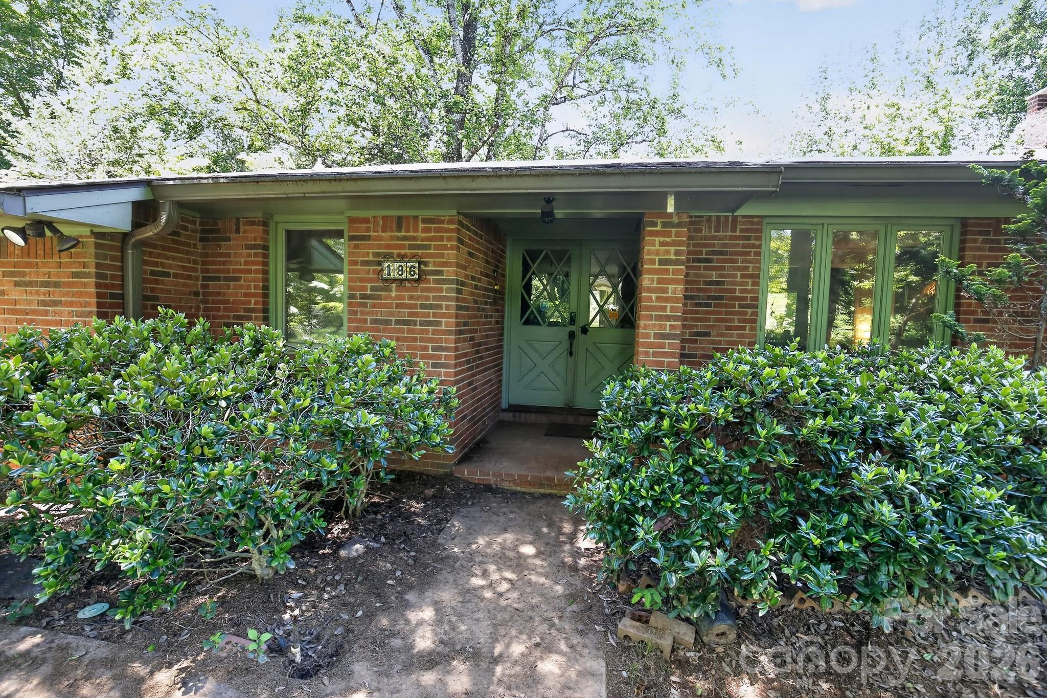 186 Catherine Drive, Columbus, NC. property listing photo