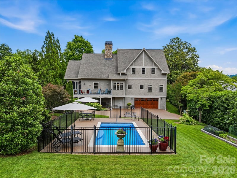 76 Edgelawn Road, Asheville, NC - 3 beds, 3.5 baths, 2,871 sqft - $1,575,000