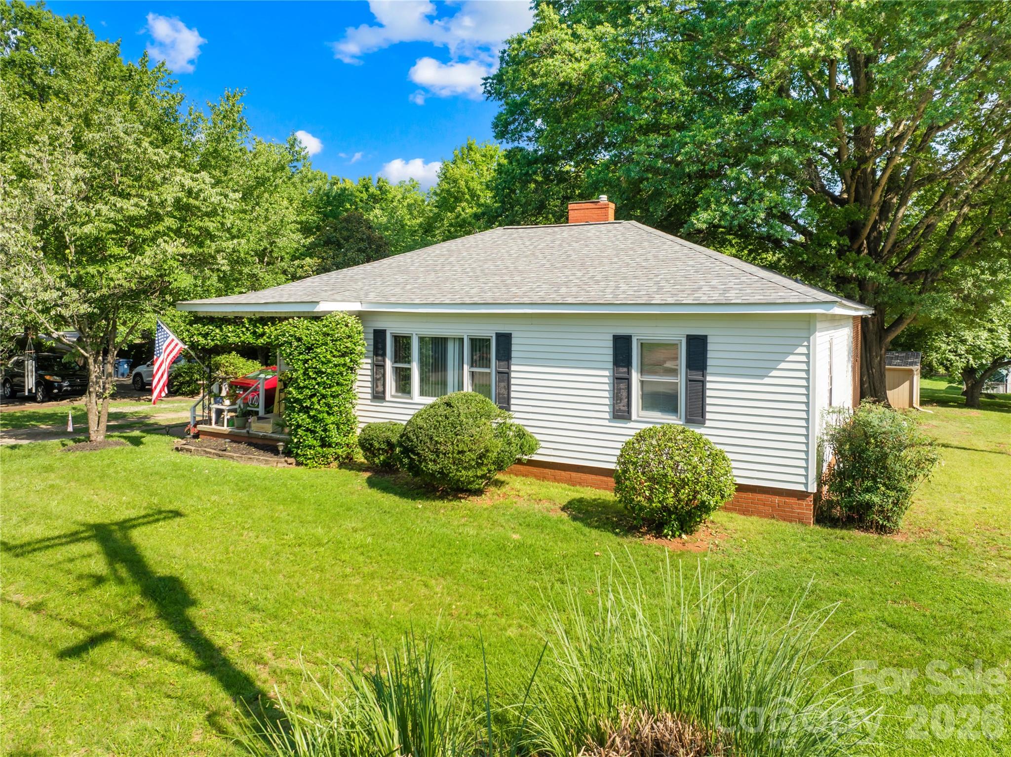 103 Greenway, Huntersville, NC — property listing photo 1