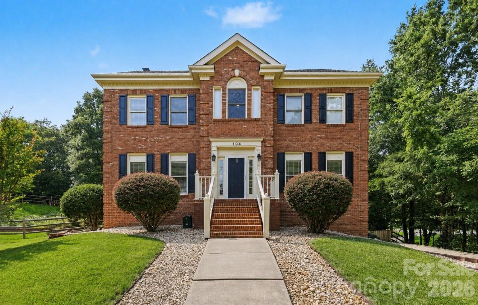 104 Southern Cross, Matthews, NC — property listing photo 1