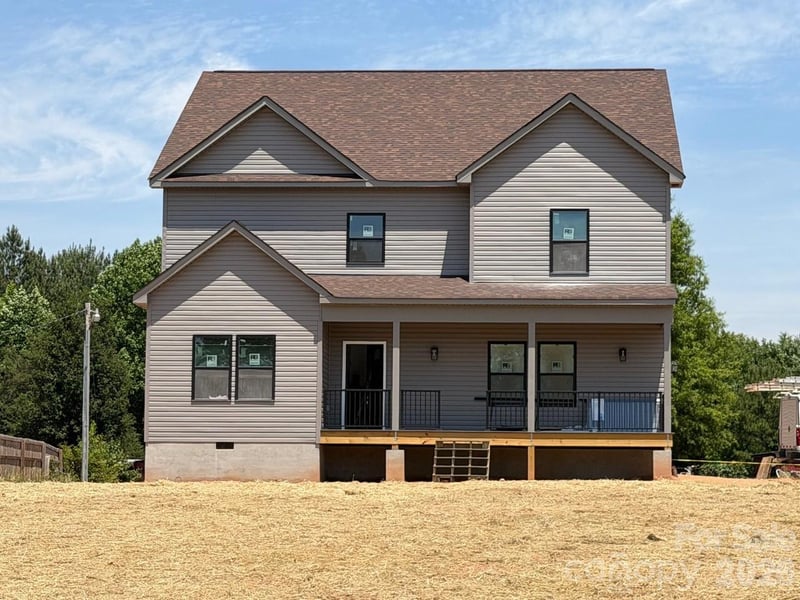 135 Elmwood Road, Statesville, NC - 3 beds, 2.5 baths, 2,790 sqft - $574,999