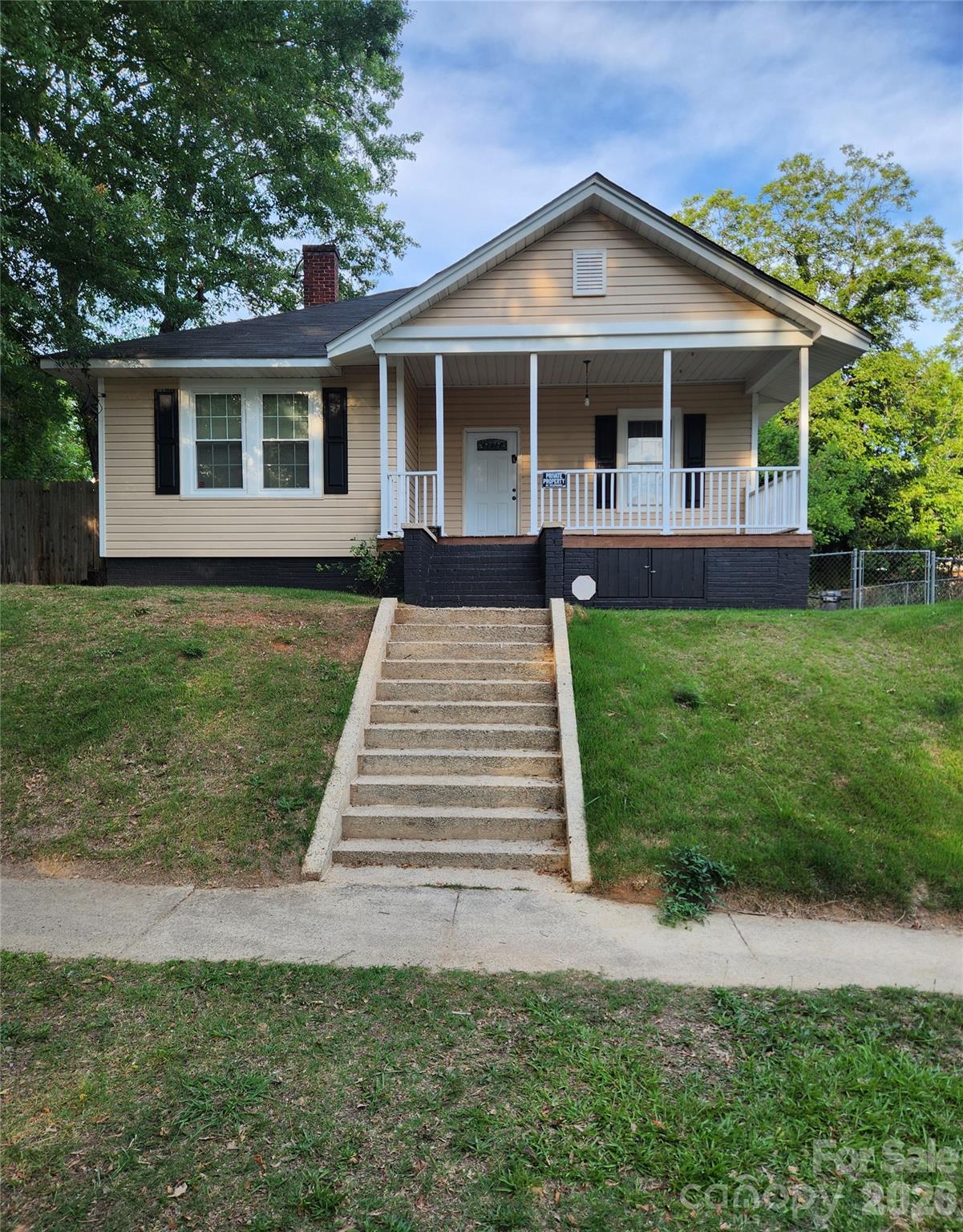 106 N Liberty Street, Gastonia, NC. property listing photo