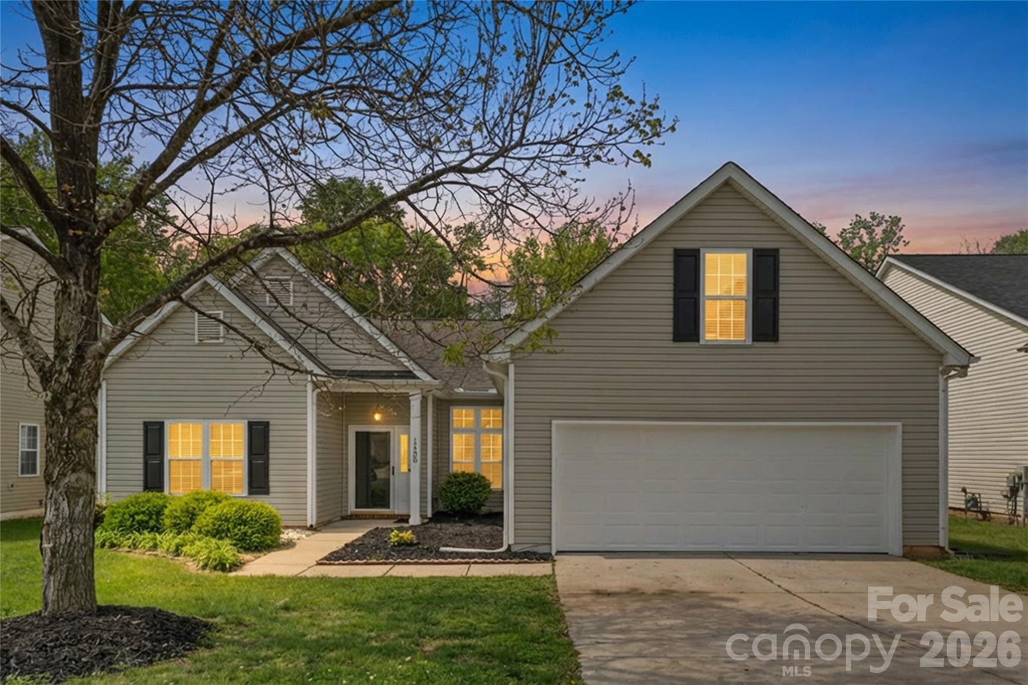 17300 Commons Crossing, Charlotte, NC — property listing photo 1