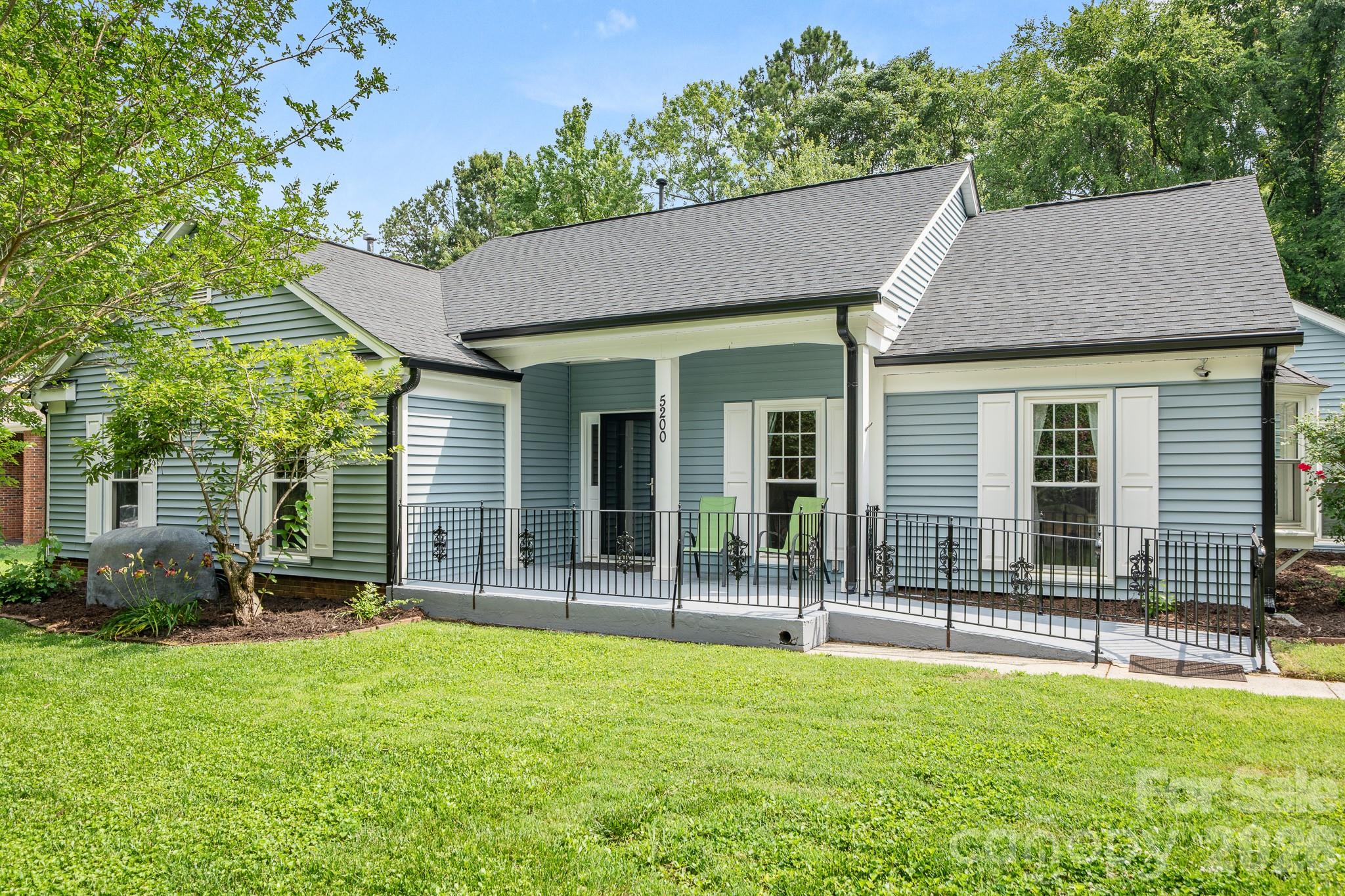 5200 Cressingham, Charlotte, NC — property listing photo 1