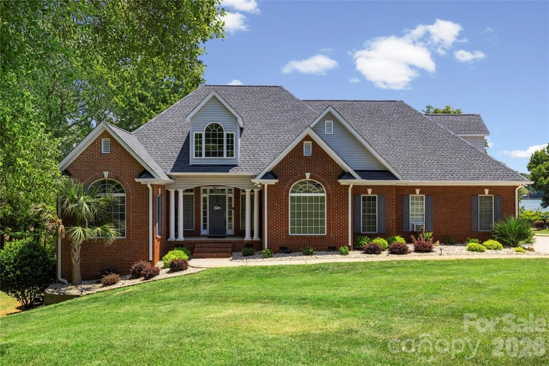 1850 Poinciana Drive, York, SC - 4 beds, 4 baths, 3,251 sqft - $1,300,000
