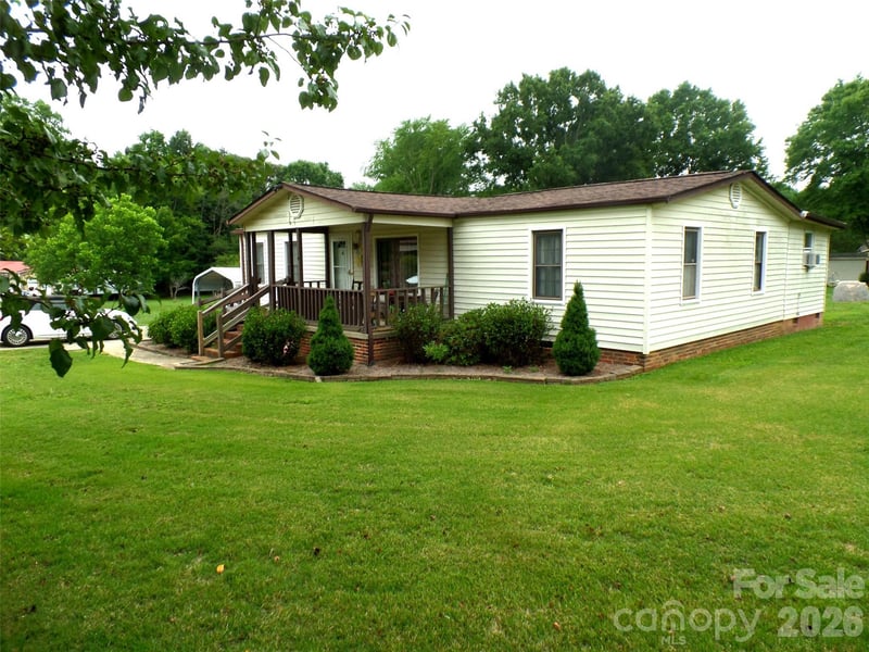 3333 Hunawill Street Apt 2, Claremont, NC - 3 beds, 2 baths, 1,728 sqft - $245,000