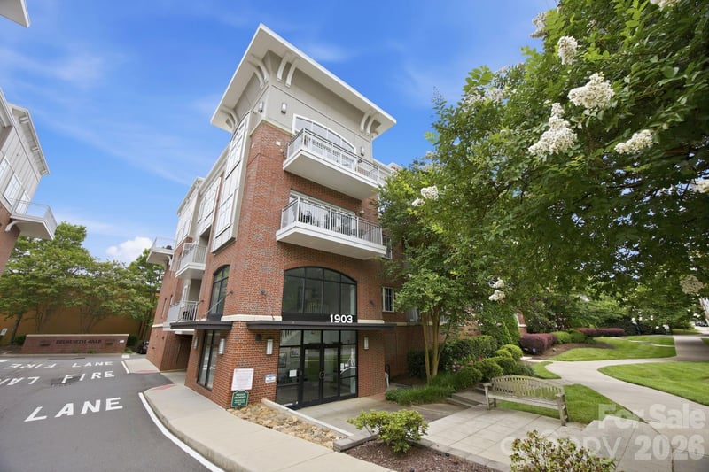 1903 Kenilworth 203A, Charlotte, NC - 1 bed, 1 bath, 822 sqft - $320,000