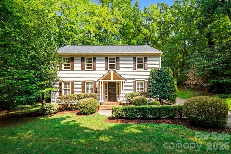 5901 Grosner Place, Charlotte, NC - 4 beds, 2.5 baths, 2,455 sqft - $700,000