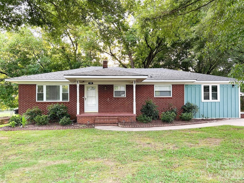 119 Hillcrest Street, Shelby, NC - 3 beds, 2 baths, 1,620 sqft - $275,000