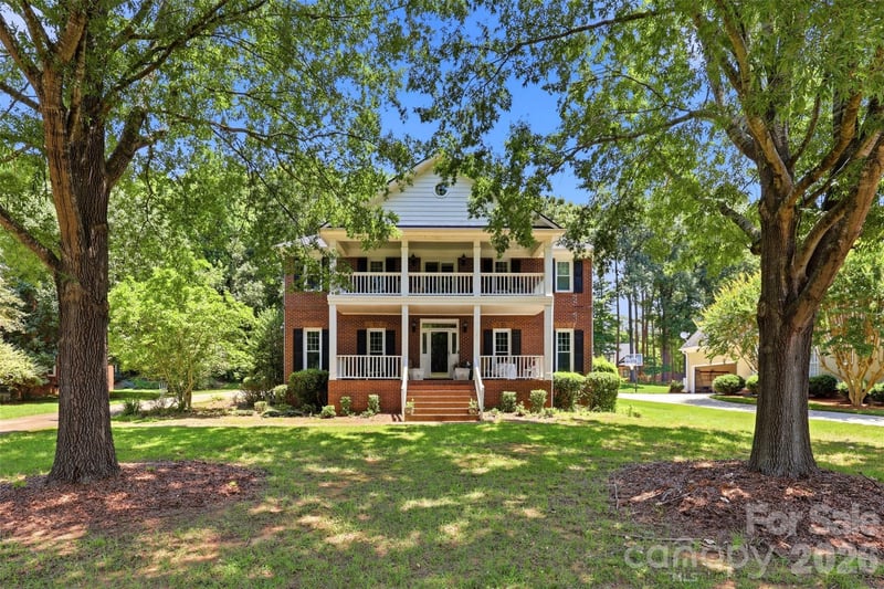 5400 Berrywood, Monroe, NC - 3 beds, 3 baths, 2,736 sqft - $525,000