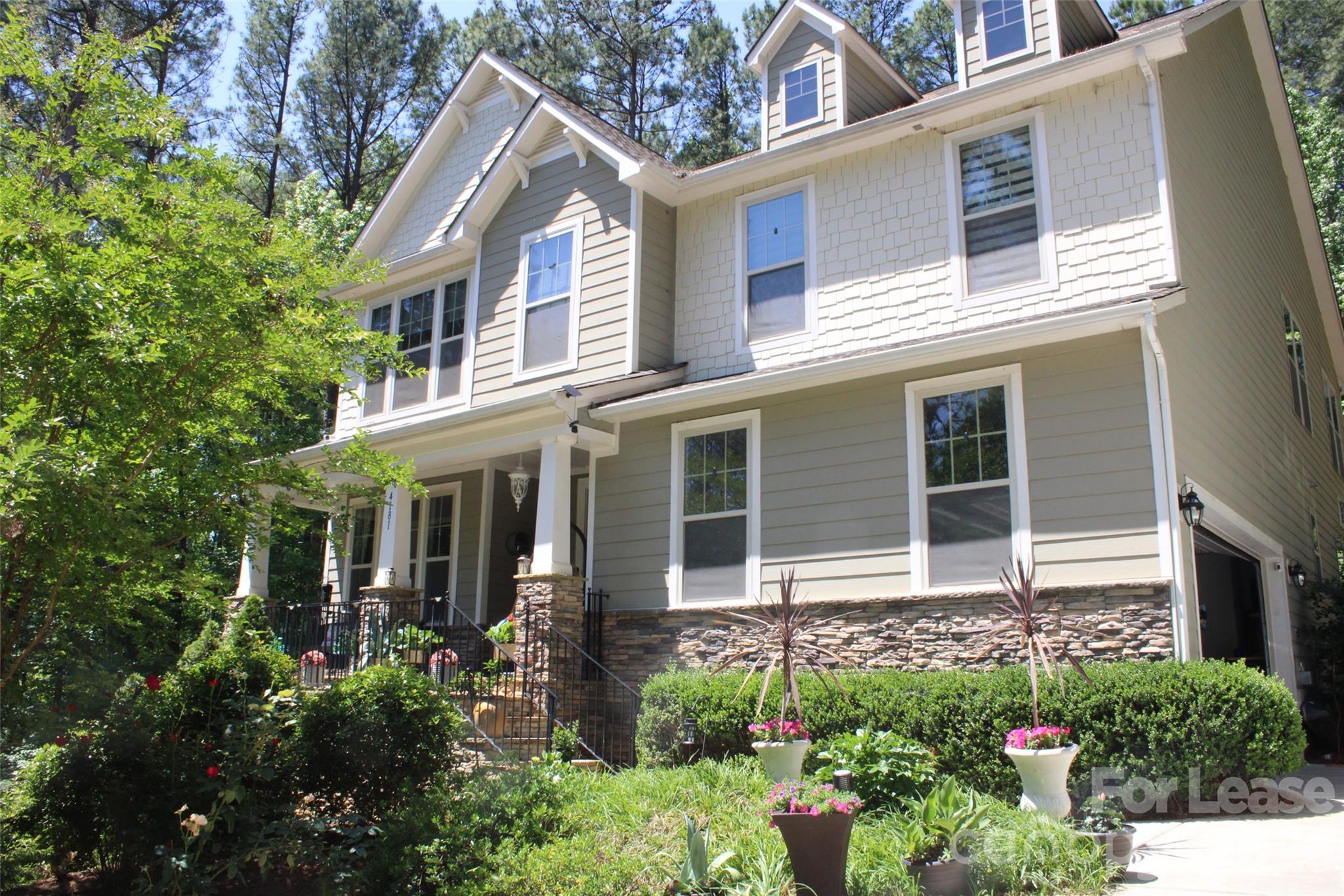 4181 Palm Drive, Denver, NC. property listing photo