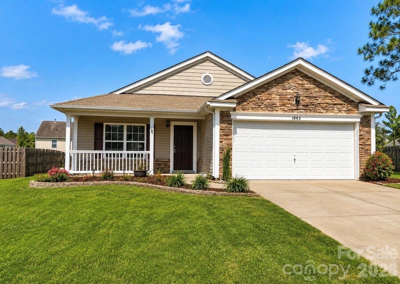 1843 Rustic Barn Drive, Huntersville, NC - 3 beds, 2 baths, 1,800 sqft - $399,000