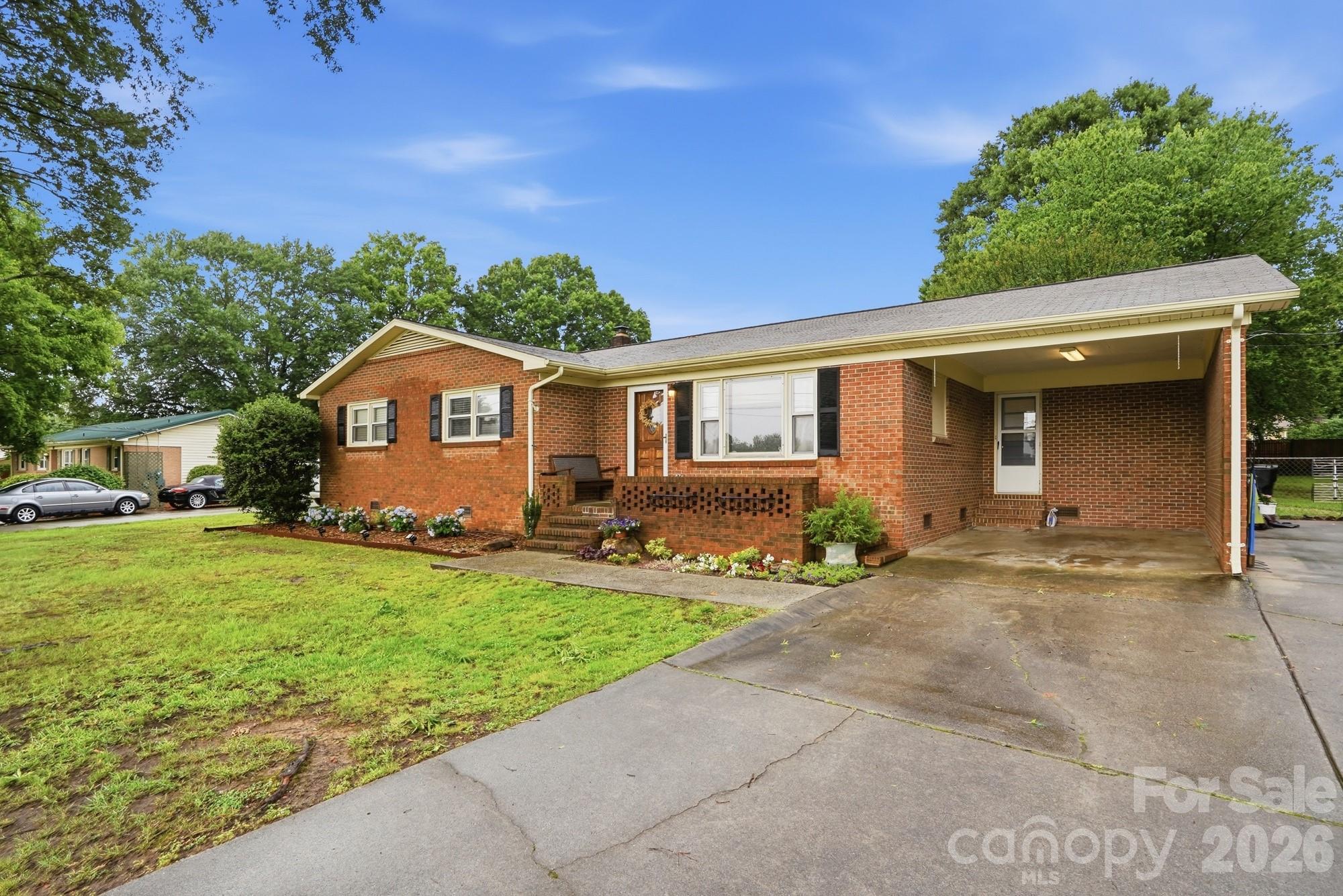 913 SW Gasser Drive SW, Concord, NC. property listing photo