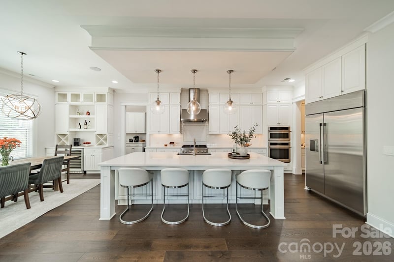 2008 Kenmere Lane, Charlotte, NC - 6 beds, 6.5 baths, 7,391 sqft - $2,349,000