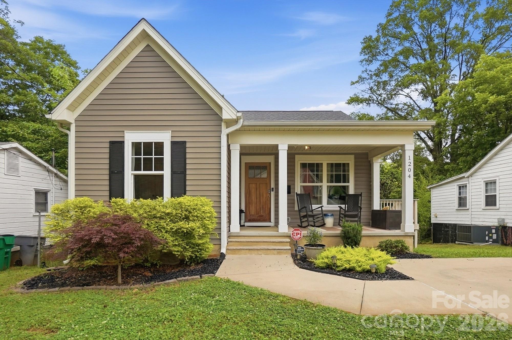 1204 Condon, Charlotte, NC — property listing photo 1