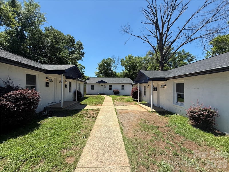 205,207,209 Friedheim Road, Rock Hill, SC - 11 beds, 3,734 sqft - $729,900