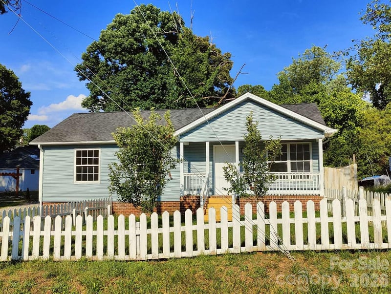 2200 Brookside, Kannapolis, NC - 3 beds, 1 bath, 960 sqft - $255,000