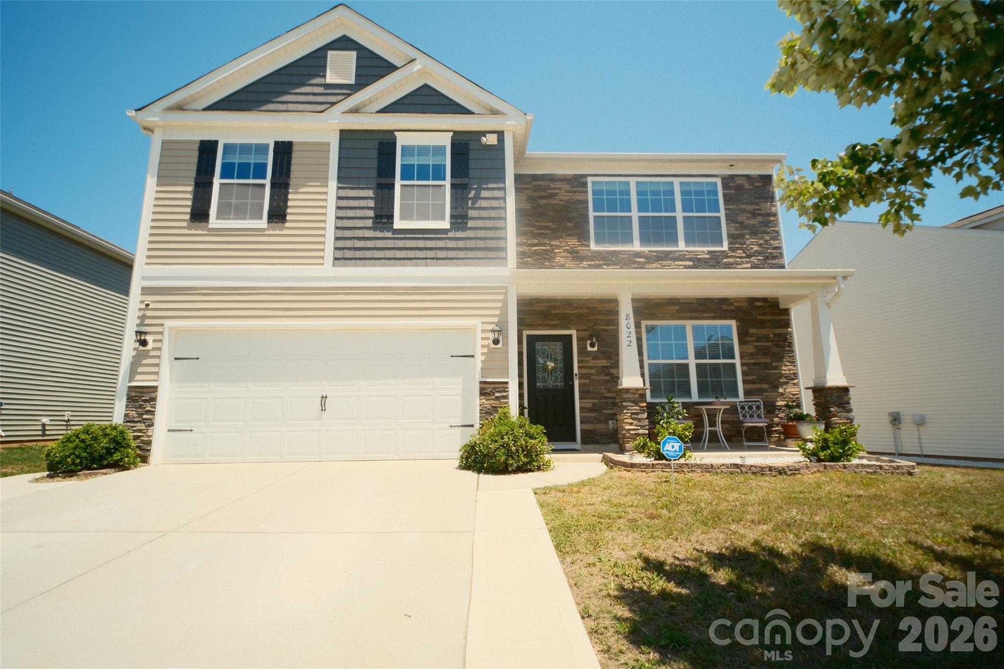 8022 Rowling, Charlotte, NC — property listing photo 1
