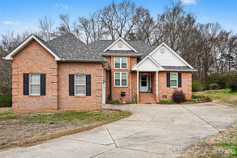 4710 Titus Court, Monroe, NC - 3 beds, 2 baths, 1,462 sqft - $399,000