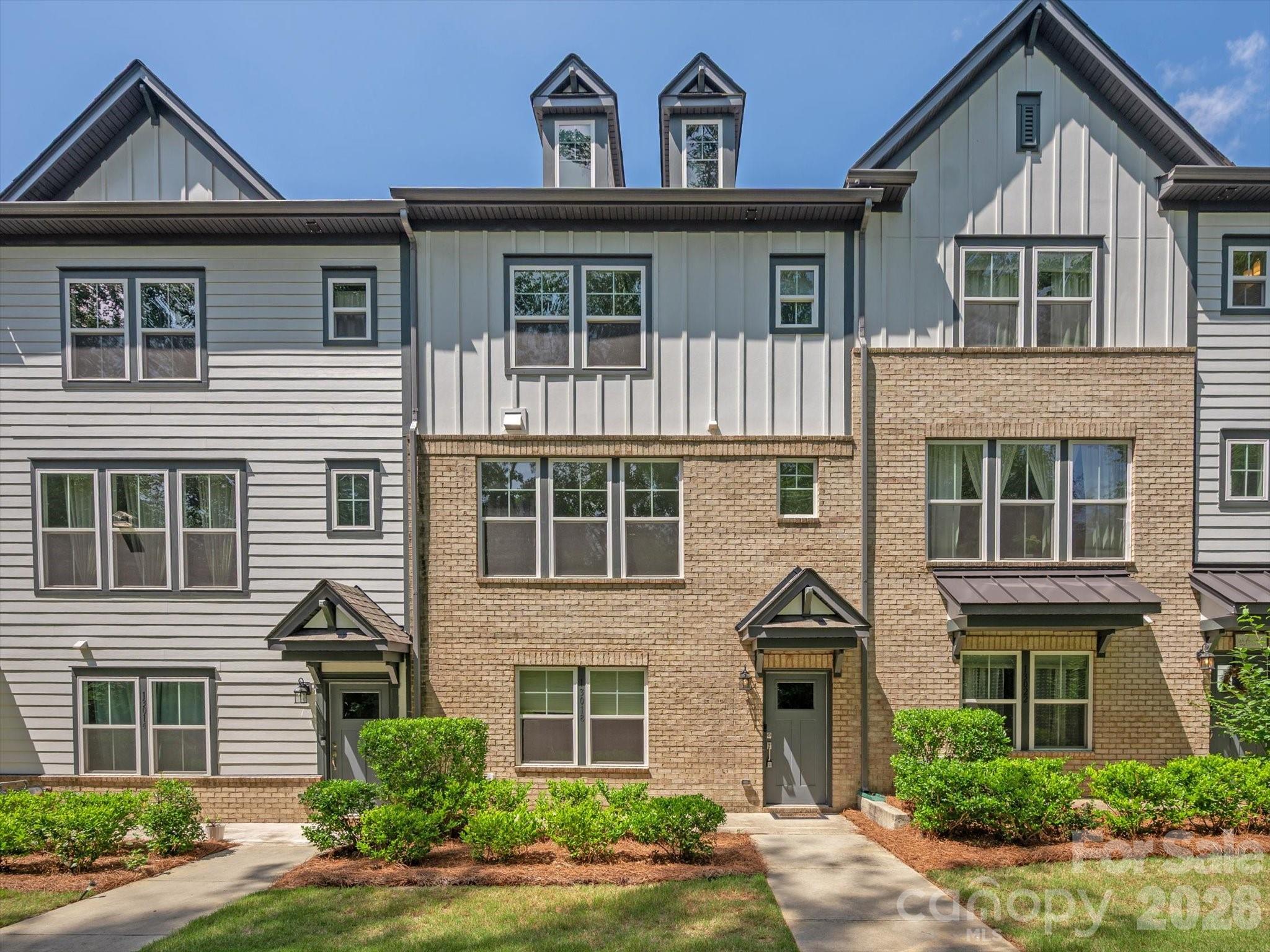 13018 Simoneaux, Charlotte, NC — property listing photo 1