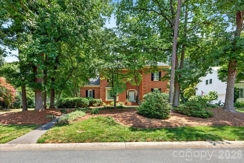 3601 Castellaine Drive, Charlotte, NC - 5 beds, 3.5 baths, 4,272 sqft - $1,565,000