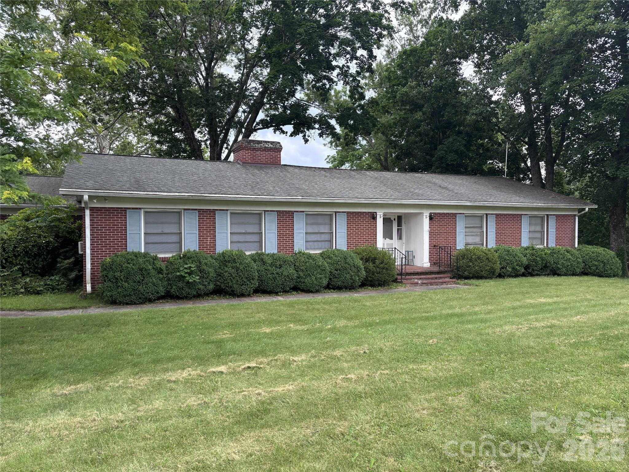 625 Vance Street, Waynesville, NC. property listing photo