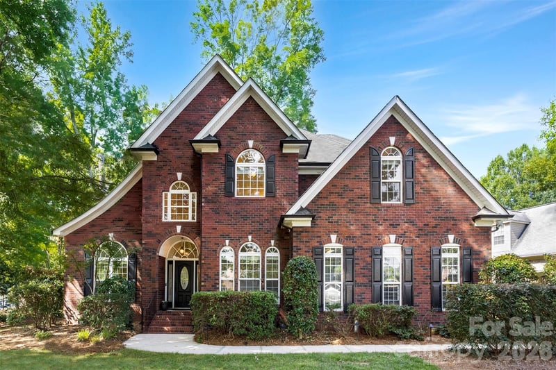 1703 Caddy Court, Matthews, NC - 4 beds, 3 baths, 3,167 sqft - $700,000