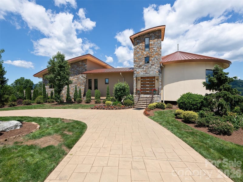 95 Horizon Hill Road, Asheville, NC - 4 beds, 6 baths, 5,329 sqft - $3,950,000